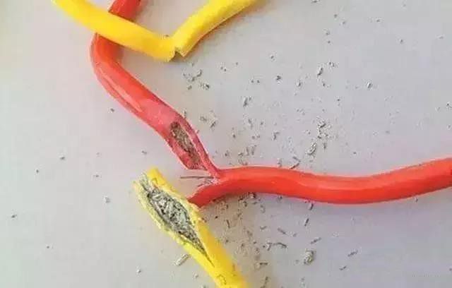 “假”電線偽裝得好逼真！如何識別？