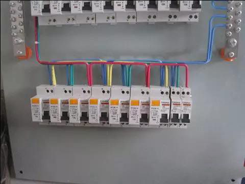 老電工手把手教您如何做好配電箱內部配線，圖文詳解，值得收藏