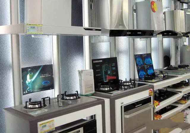 為什么現(xiàn)在電表比以前走的快？聽老電工分析，才知電費(fèi)增加的原因
