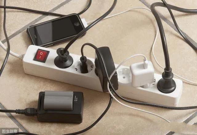 家庭電路總閘用漏保好還是空開(kāi)好？教你如何安全使用它們！