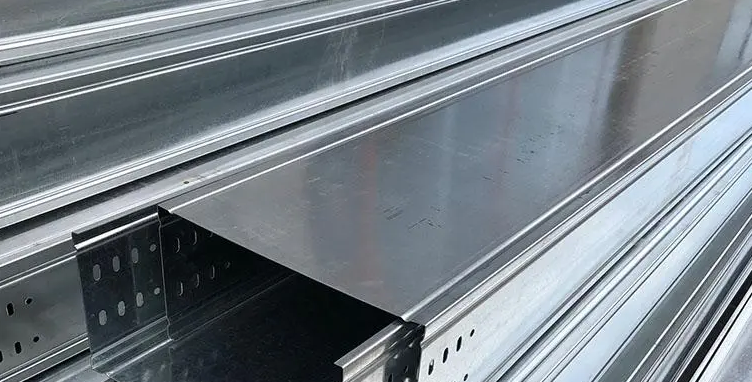 大跨距槽式橋架