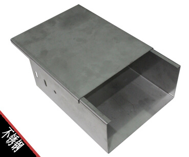 為什么專業(yè)電工都用這類線槽?省時(shí)還更安全!